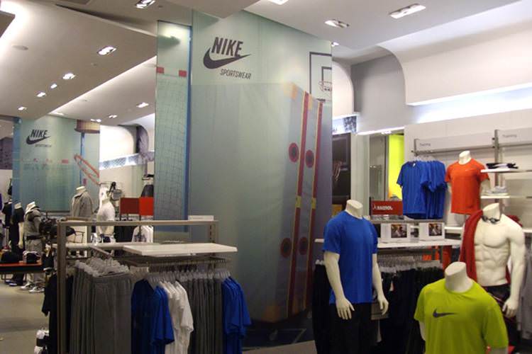  BOUTIQUE NIKE1