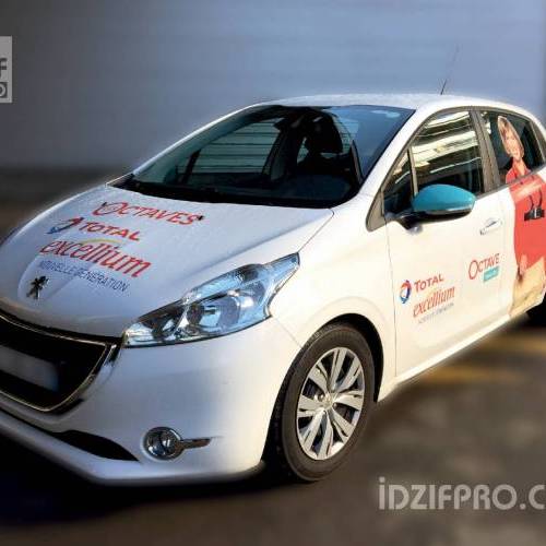  COMMUNICATION ADHESIF SUR PEUGEOT