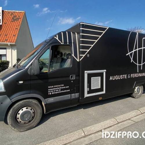 Vinyle adhesif sur food tuck Vinyle adhesif sur food tuck