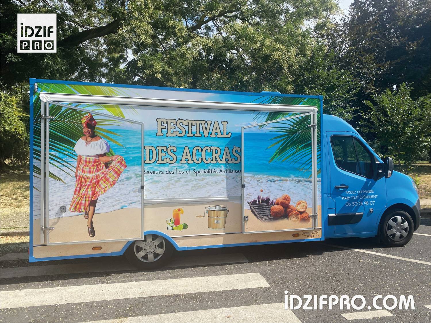 Covering foodtruck Covering foodtruck