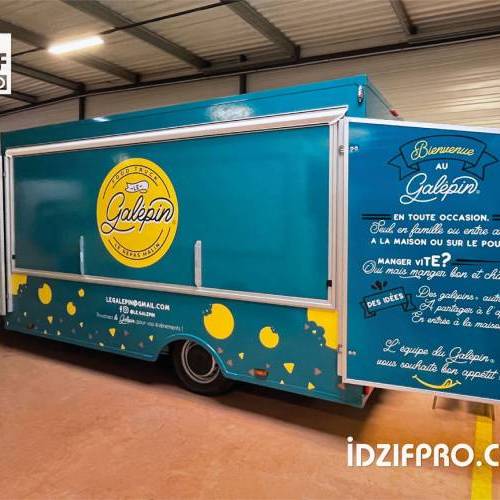 Personnalisation en adhesif dun Food Truck Personnalisation en adhesif dun Food Truck