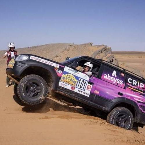 Covering sur toyota 4x4 rallye Aicha des Gazelles Covering sur toyota 4x4 rallye Aicha des Gazelles