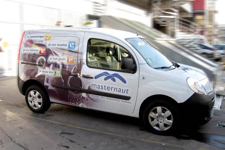  Semi covering renault Kangoo