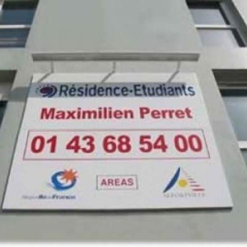 Signalétique extérieure rétro éclairée Signalétique extérieure rétro éclairée