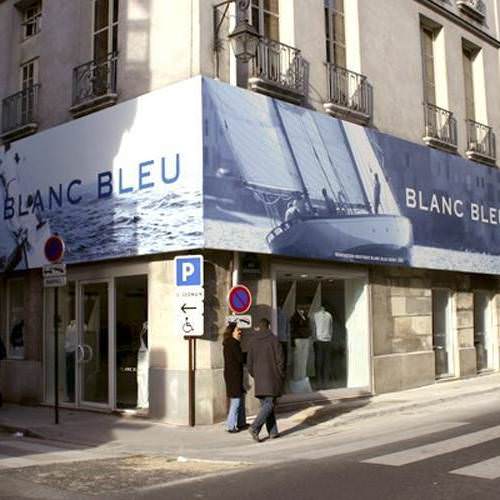 Impression numérique grand format sur bâche : enseigne de boutique Blanc Bleu Impression numérique grand format sur bâche : enseigne de boutique Blanc Bleu
