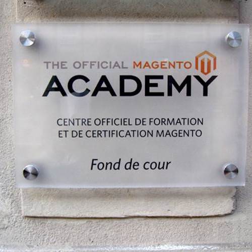 Plaque professionnelle en plexiglas Plaque professionnelle en plexiglas