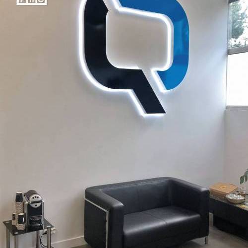 Logo lumineux intérieur Logo lumineux intérieur