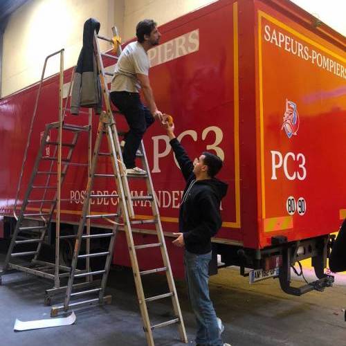 Pose total covering sur camion Pose total covering sur camion